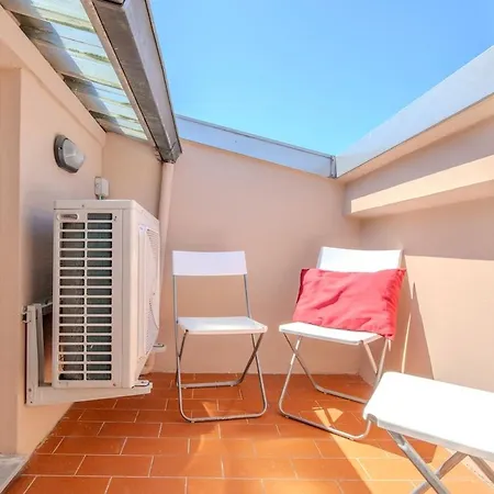 Contemporary House In Φλωρεντία