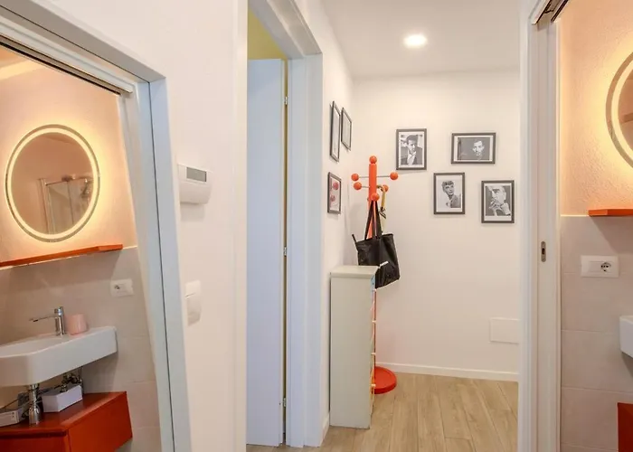 Contemporary House In Apartament *
