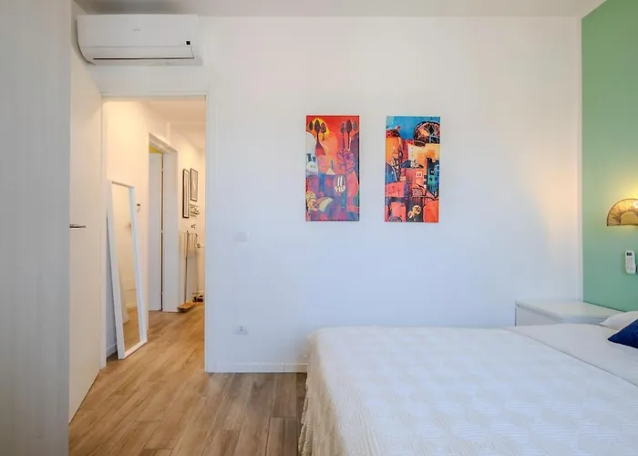 Contemporary House In